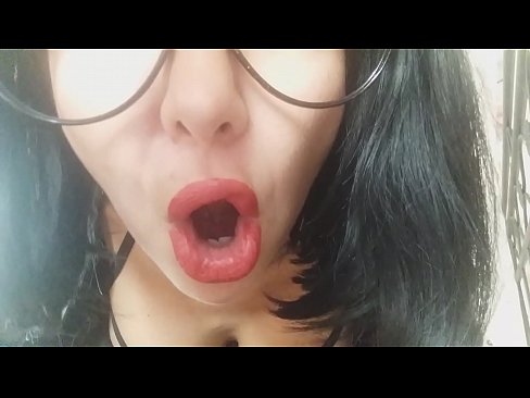 ❤️ Schatje, je stiefmoeder laat je vandaag niet naar school gaan... Ik heb je te hard nodig... Sex video at nl.goodseller.top